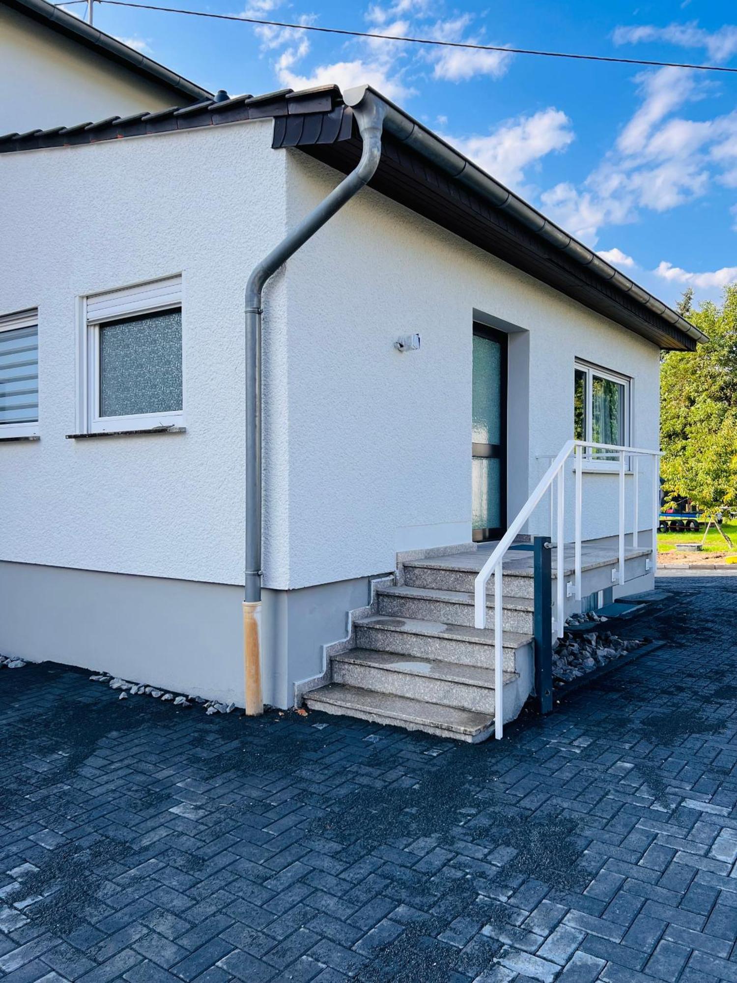Rheinbreitbach Ferienwohnung In Rheinnaehe מראה חיצוני תמונה